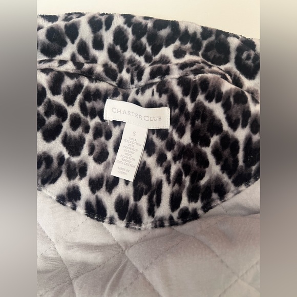 Character Club Womens Cheetah Print Zip Vest Size Small - Picture 5 of 5